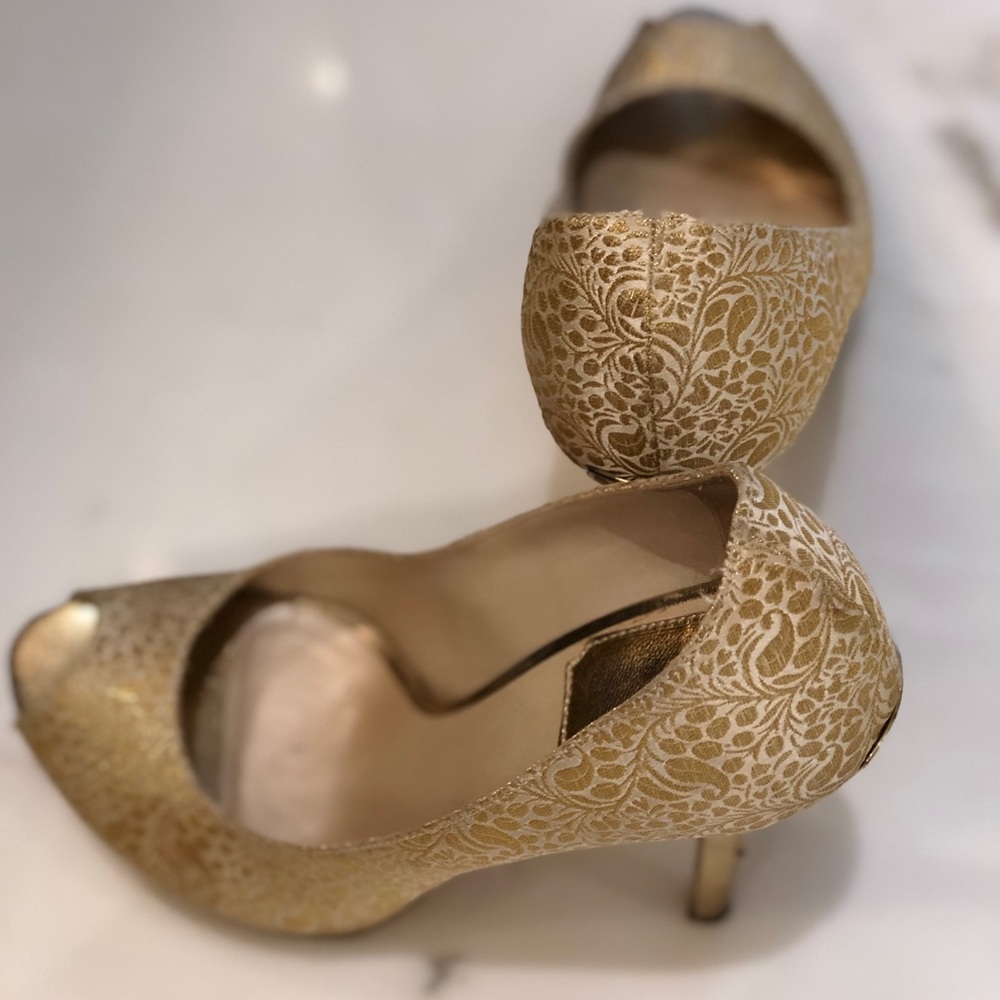 Christian Dior gold platform pumps - Picture 4 of 7